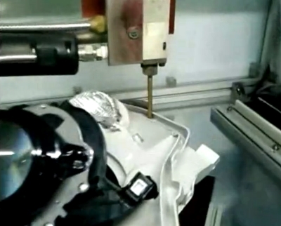 全自動熱熔膠打膠機工作視頻