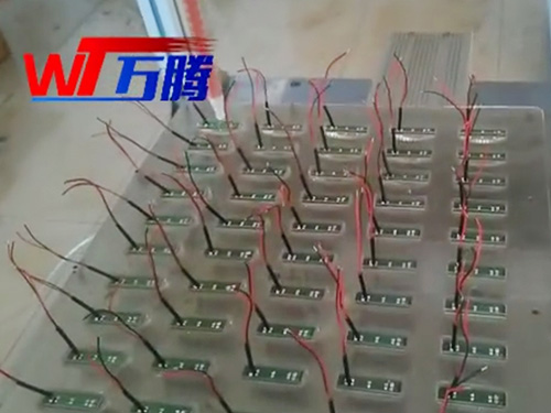 全自動LED灌透明膠